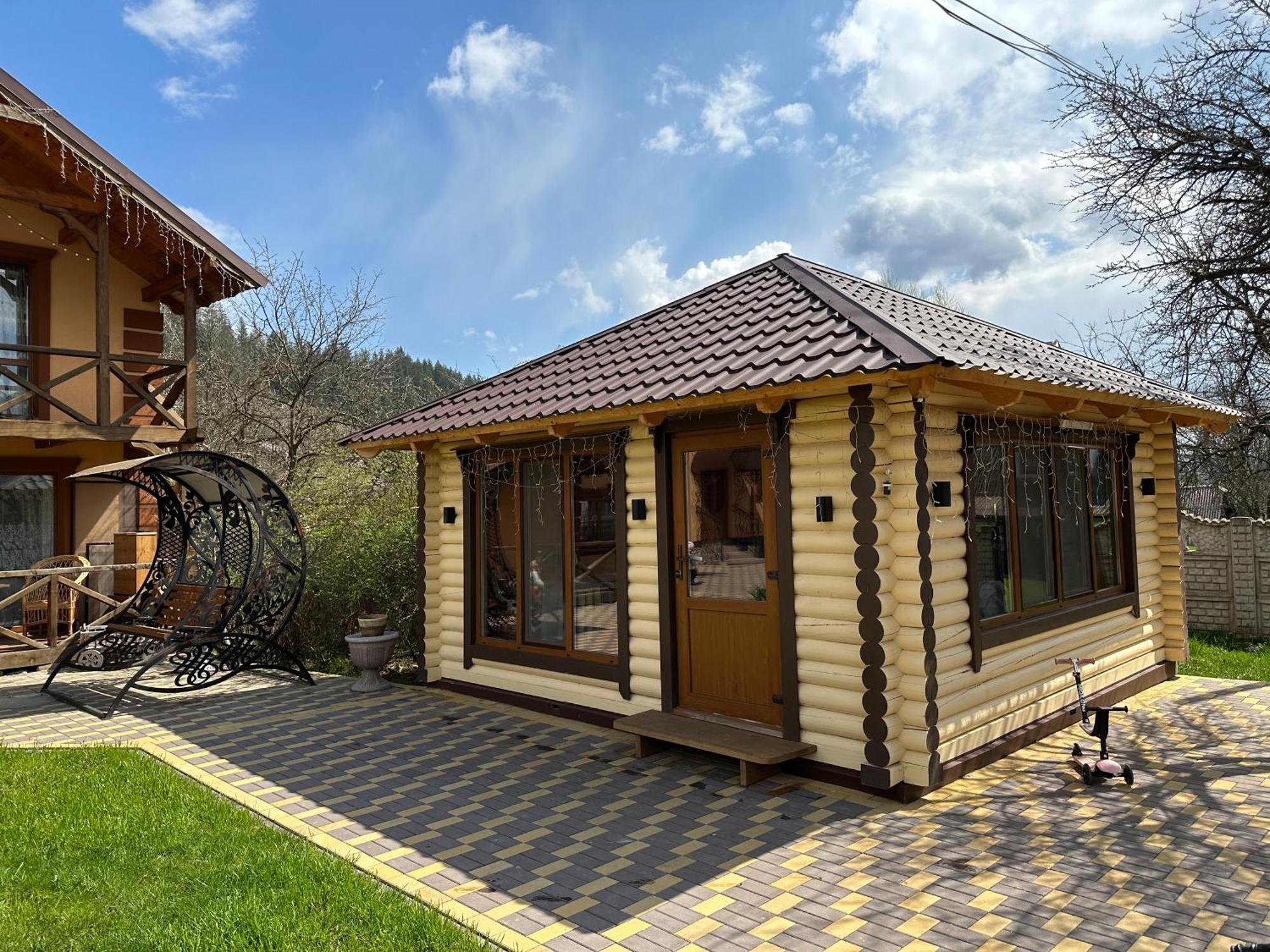 Rodynnyi Zatyshok Guest House Verhovîna Exterior foto